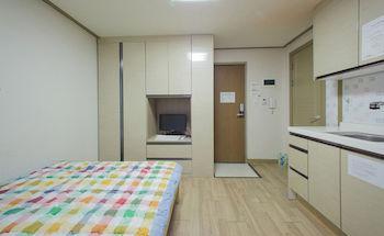 Kw Pencil Hotel