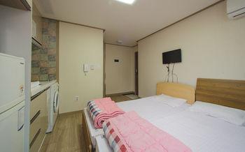 Kw Pencil Hotel Seoul